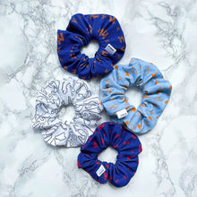 Load image into Gallery viewer, Racing Scrunchie: VER33