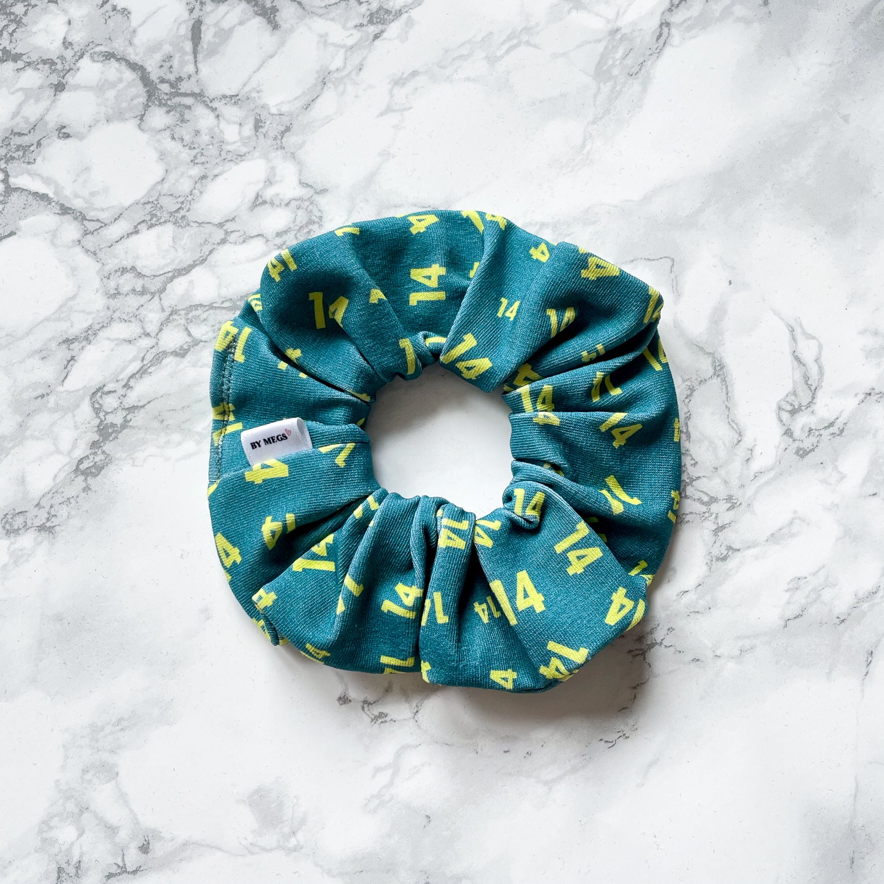 Racing Scrunchie: ALO14