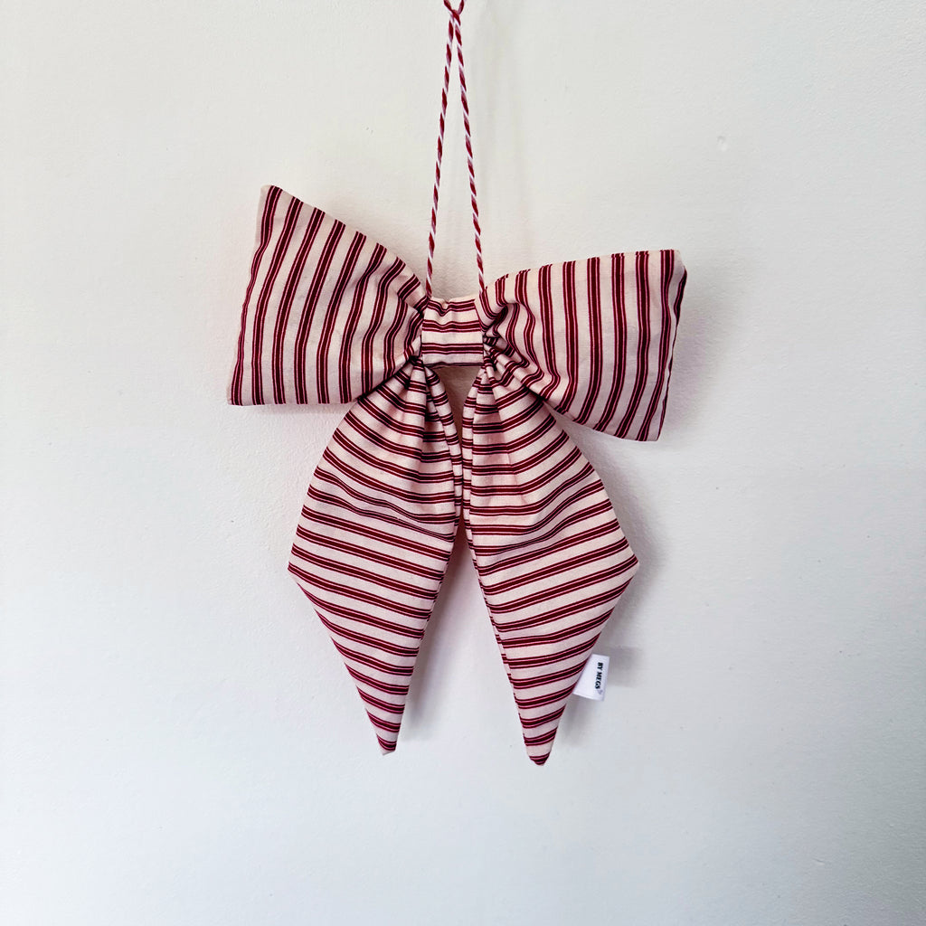 PRE-ORDER: Fluffy Bow