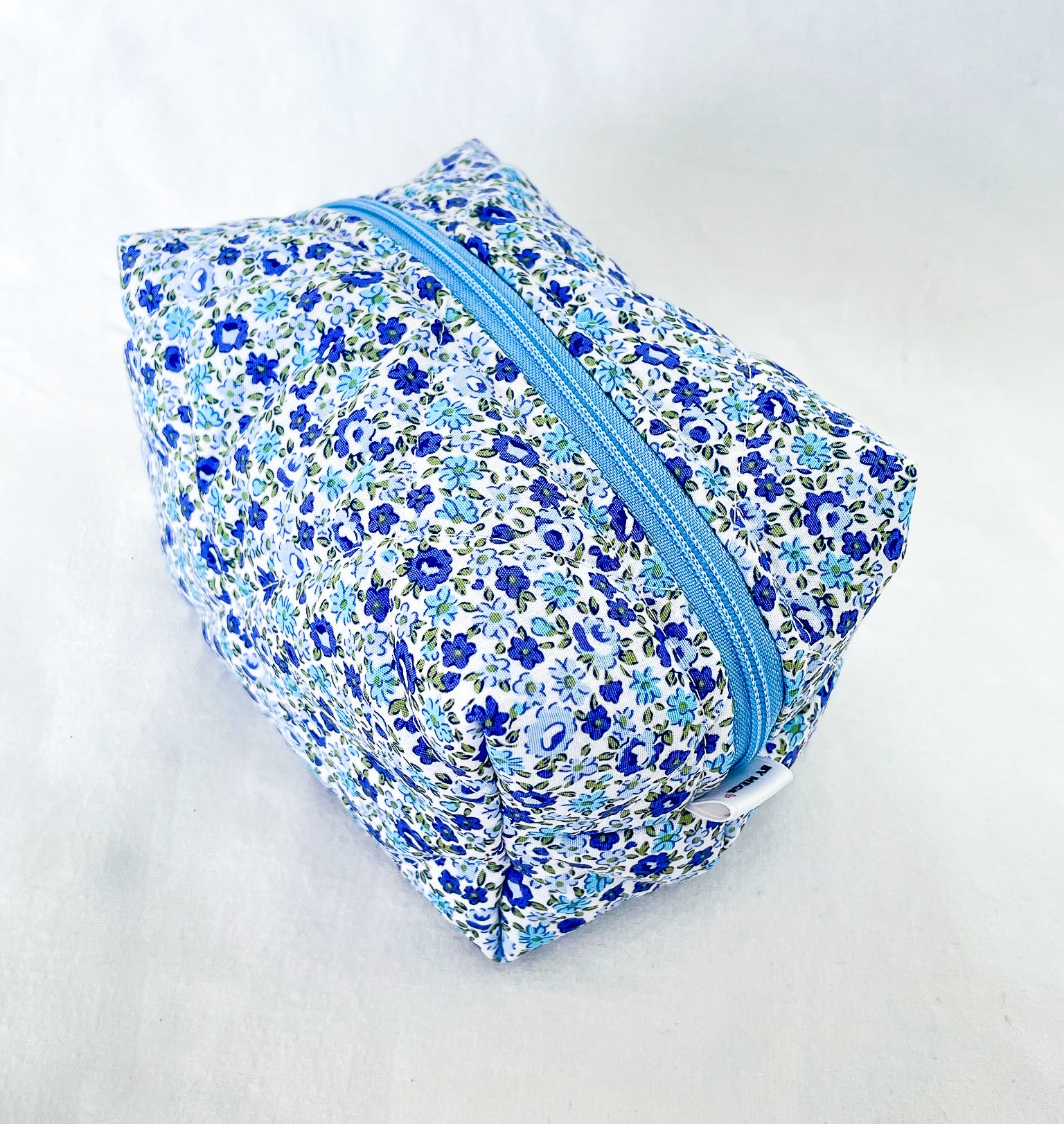 PRE-ORDER: Make-up Pouch - Bluebells