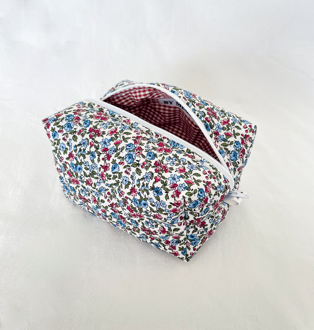 PRE-ORDER: Make-up Pouch - Hot House Flowers