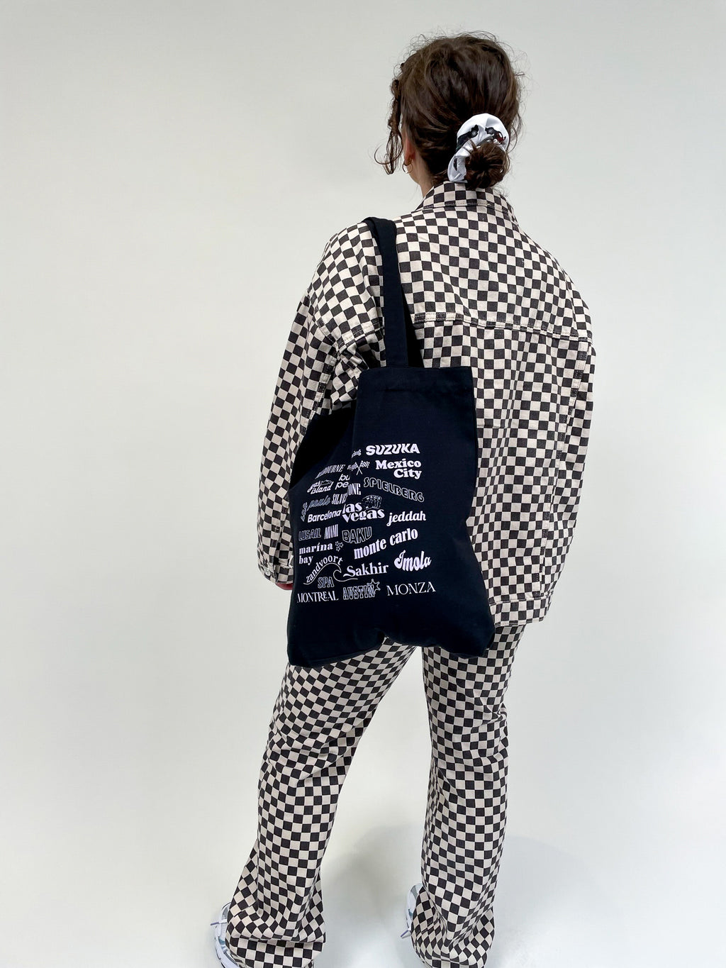 Racing Tote: Race Cities