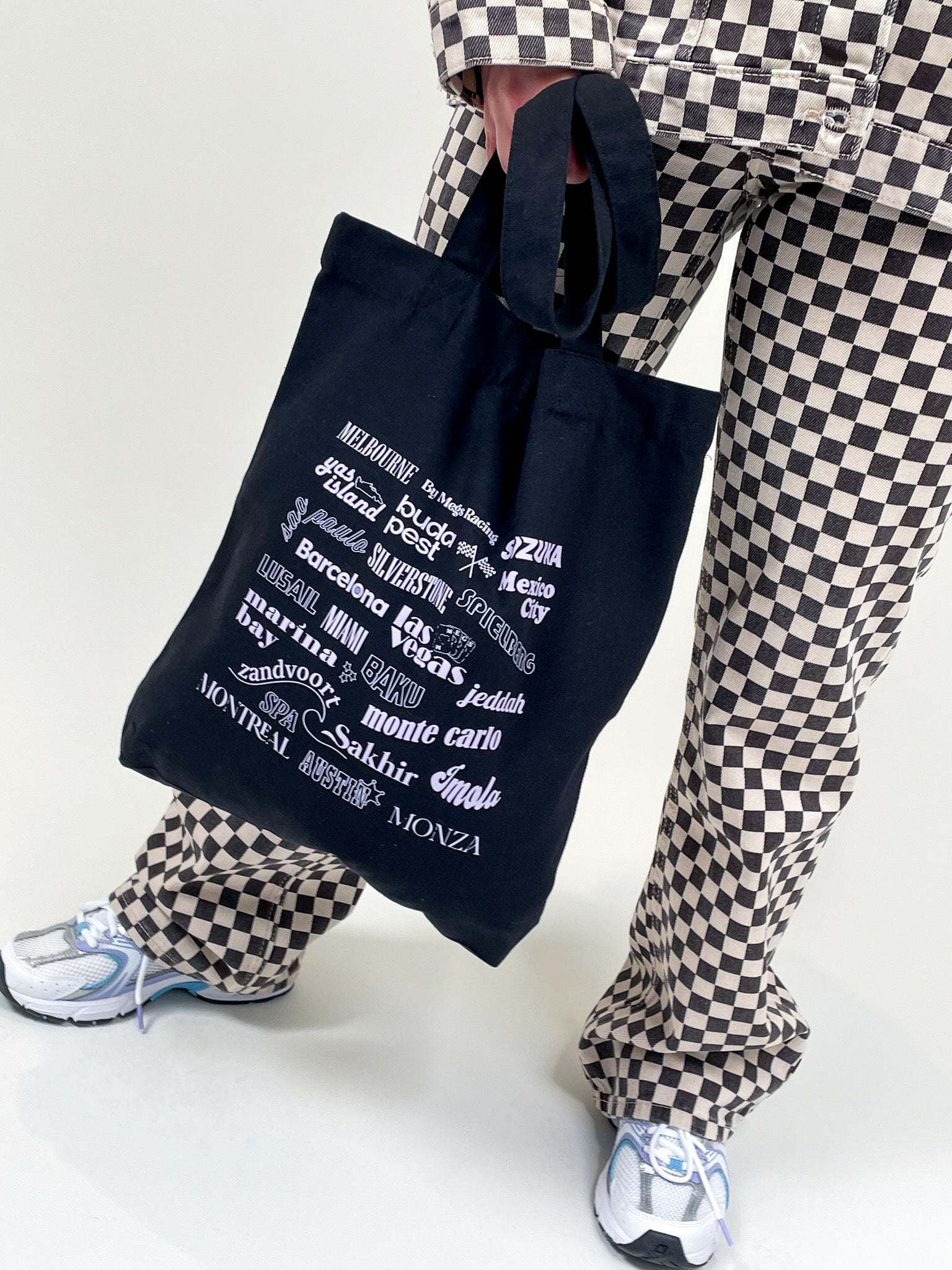 Racing Tote: Race Cities
