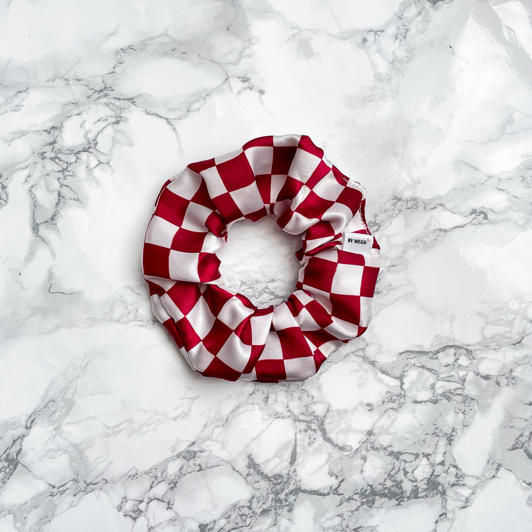 Racing Scrunchie: Checkered Flag Red