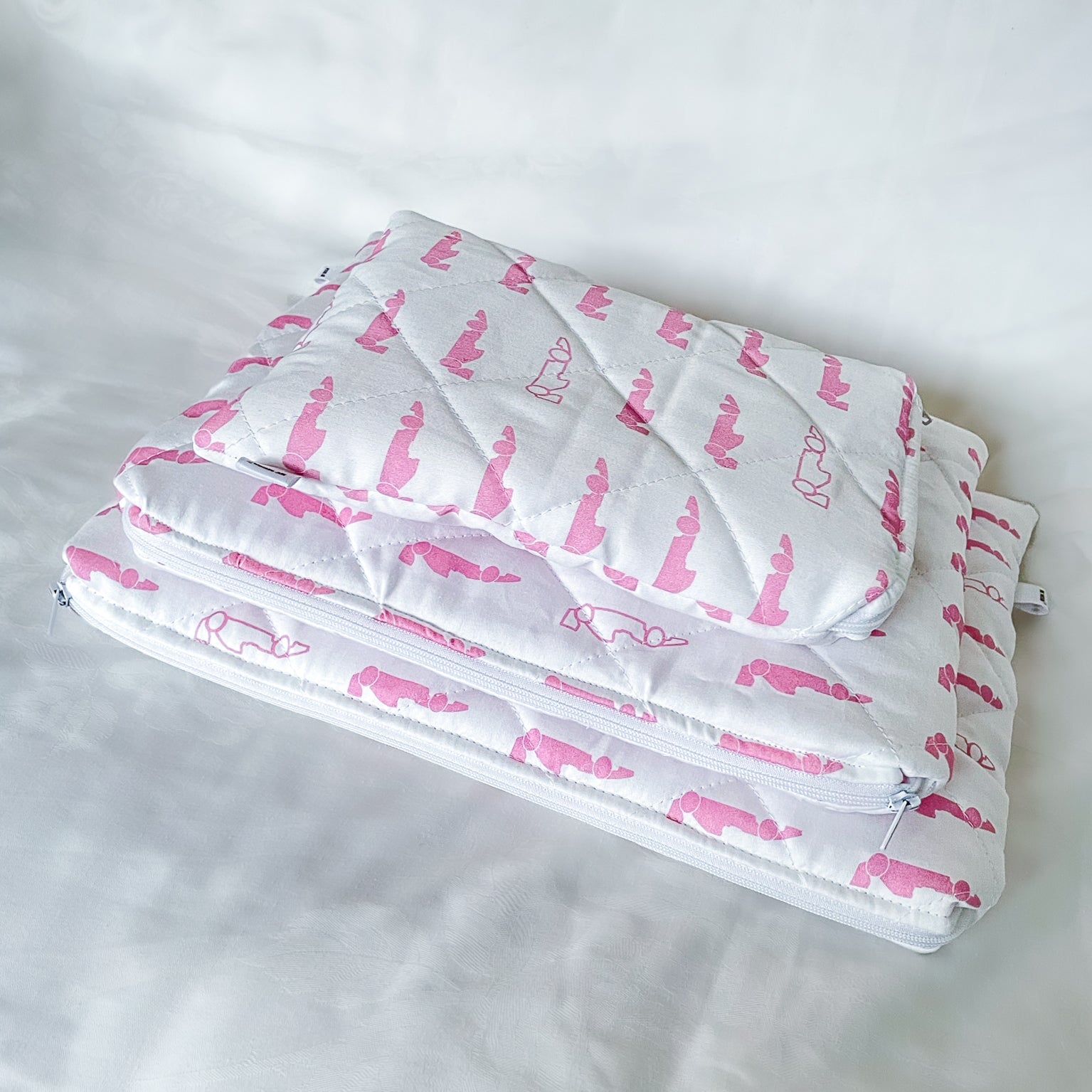 PRE-ORDER: Racing Laptop Sleeve - Pink Cars