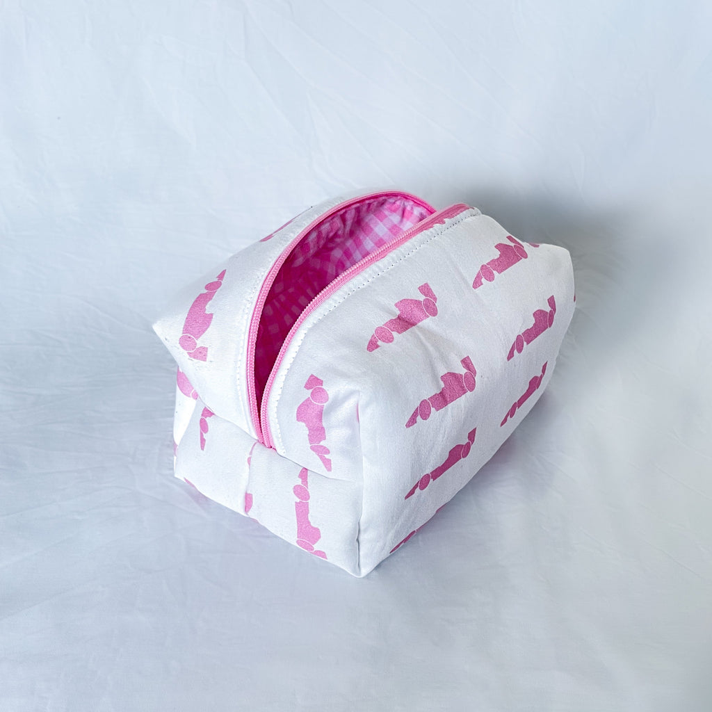 PRE-ORDER: Racing Make-up Pouch - Pink Car