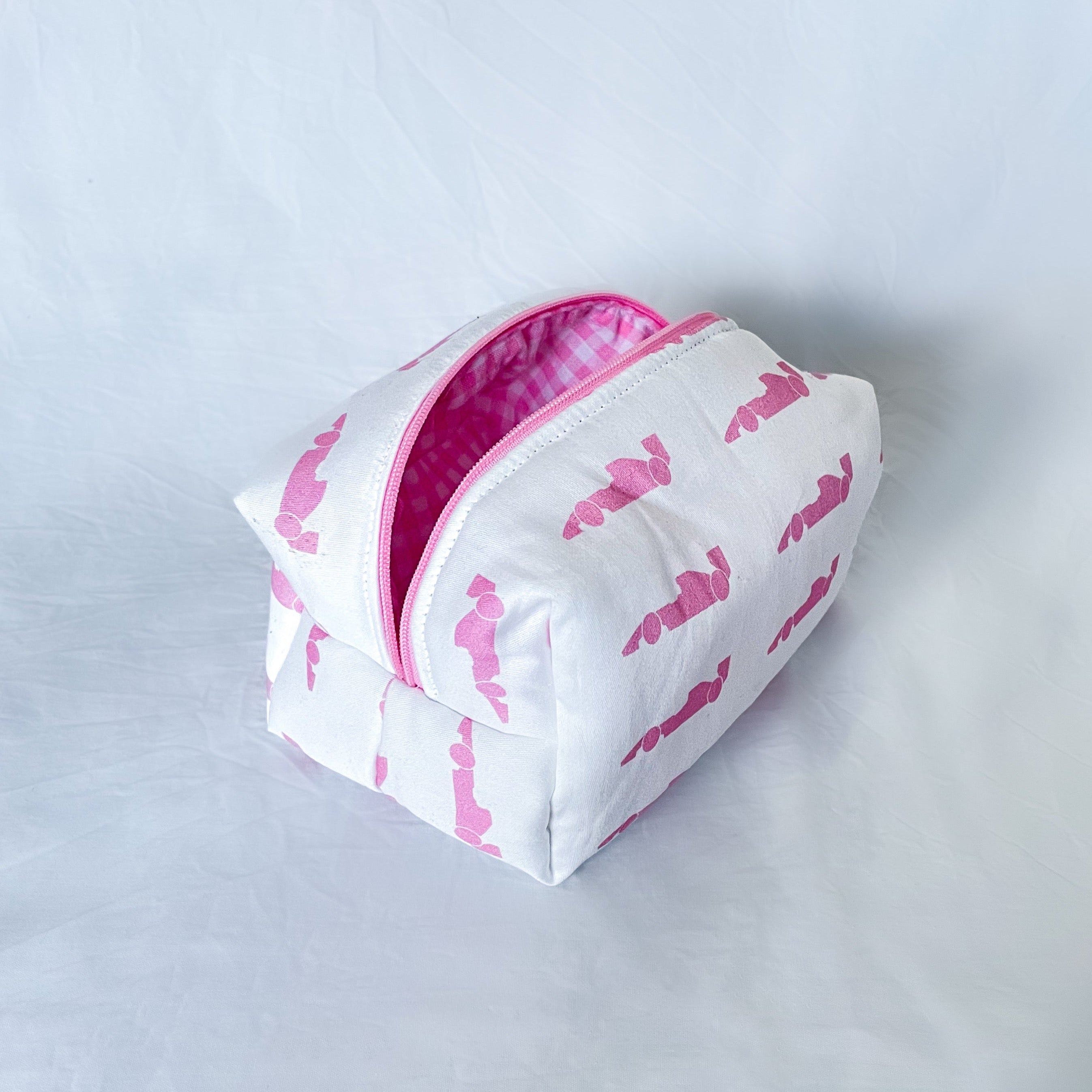 PRE-ORDER: Racing Make-up Pouch - Pink Car