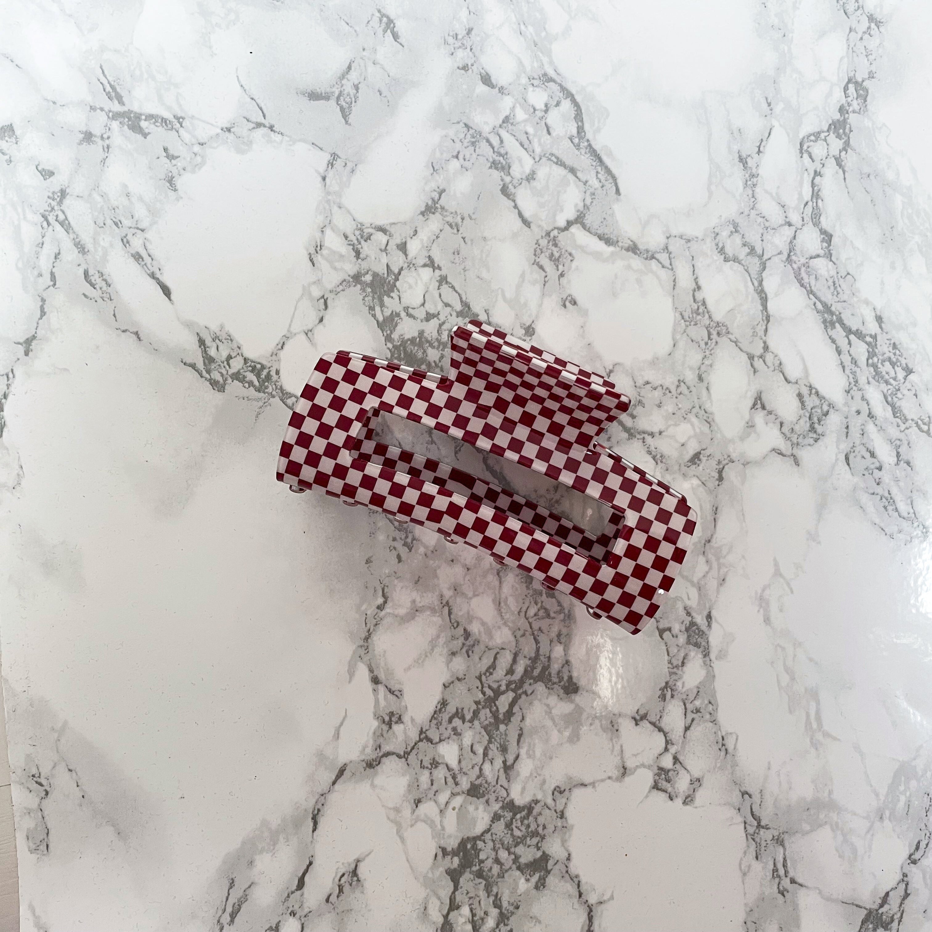 Checkered Flag Red Claw Clip